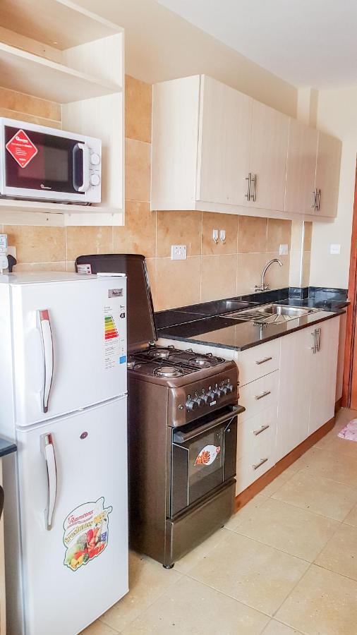 Nairobi West Suites Bagian luar foto