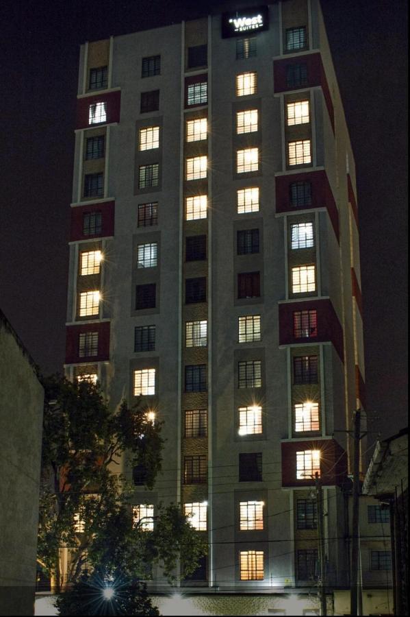Nairobi West Suites Bagian luar foto