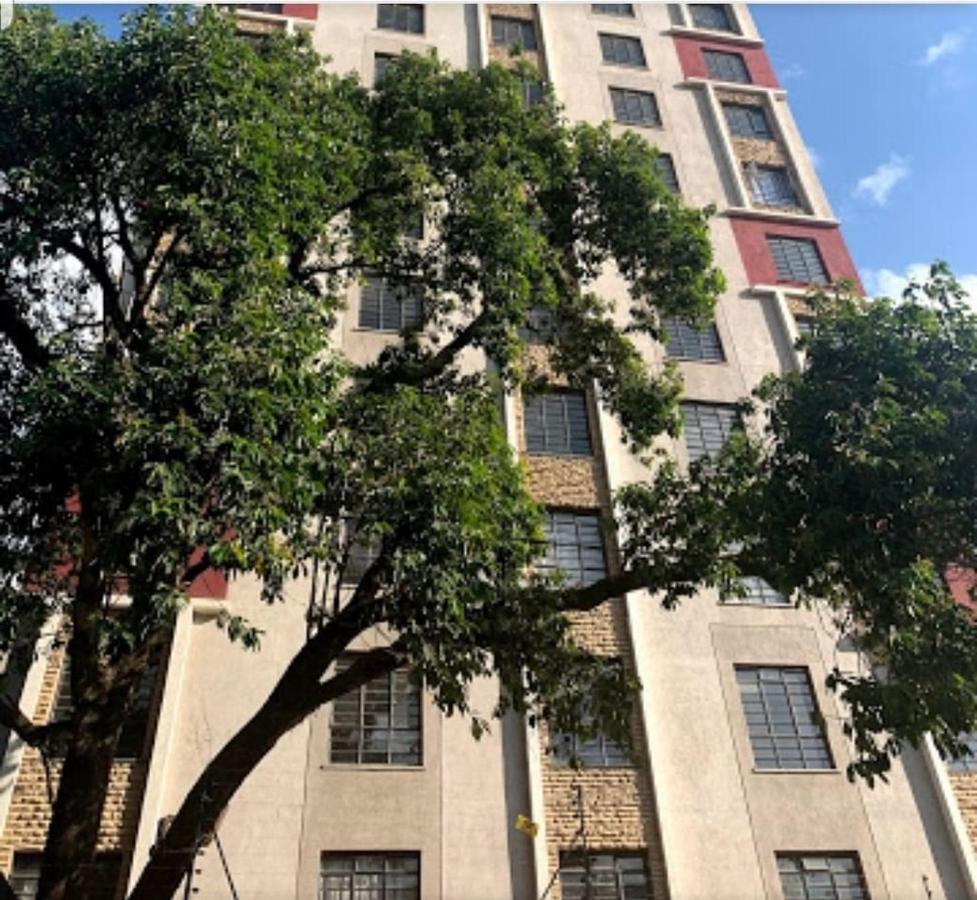 Nairobi West Suites Bagian luar foto