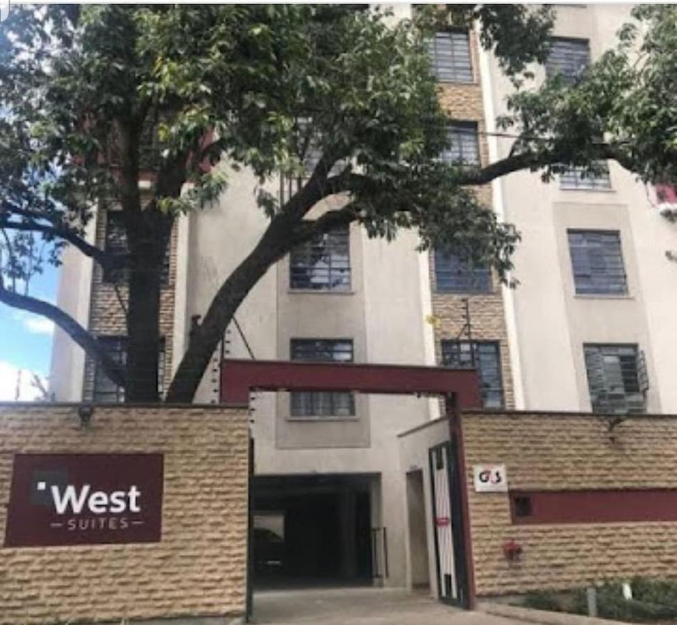 Nairobi West Suites Bagian luar foto